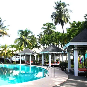 Waterfront Insular Hotel